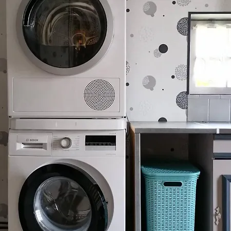 Hébergement de vacances En Campagne Rénové Avec Cheminée, Grands Jardins, Wifi, Près D'un Village Médiéval. - Fr-1-410-334