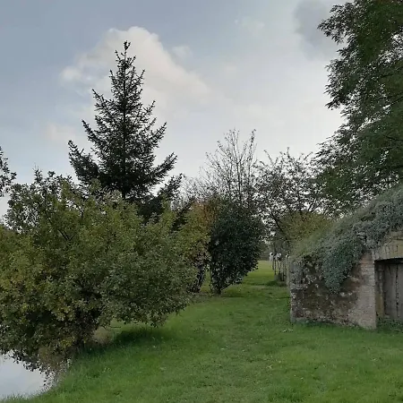 En Campagne Renove Avec Cheminee, Grands Jardins, Wifi, Pres D'un Village Medieval. - Fr-1-410-334 別荘